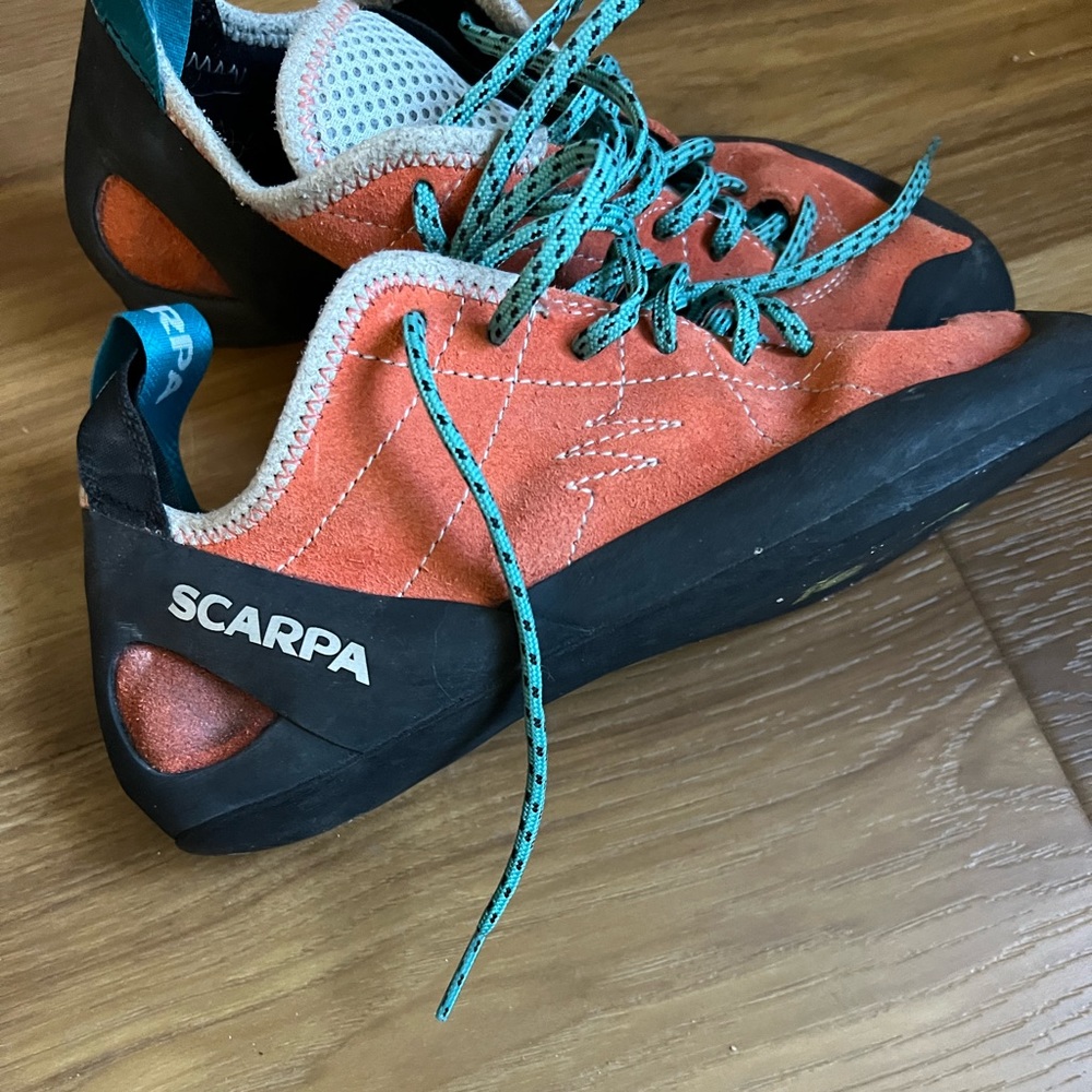 Scarpa Helix Climbing Shoes Rock climbing  Women’s 7.5